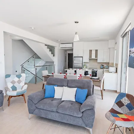Beautiful 5 Star Holiday In A Prime Location In Protaras, Book Early To Secure Your Dates, 1250 Villa *