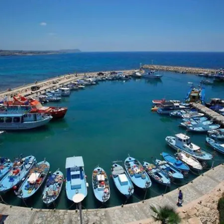 Beautiful 5 Star Holiday In A Prime Location In Protaras, Book Early To Secure Your Dates, 1250 * פרוטאראס